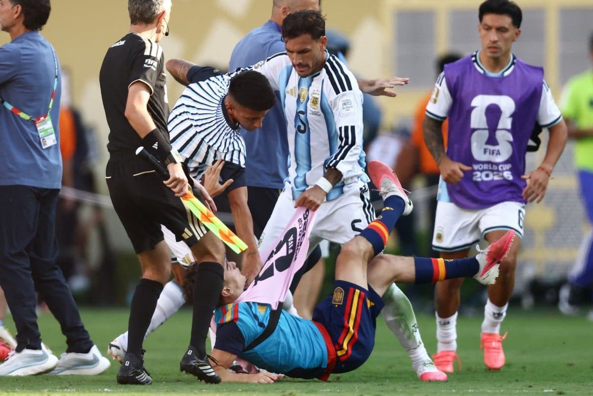 Fifa investiga incidentes pós-Copa do Mundo entre Espanha e Argentina