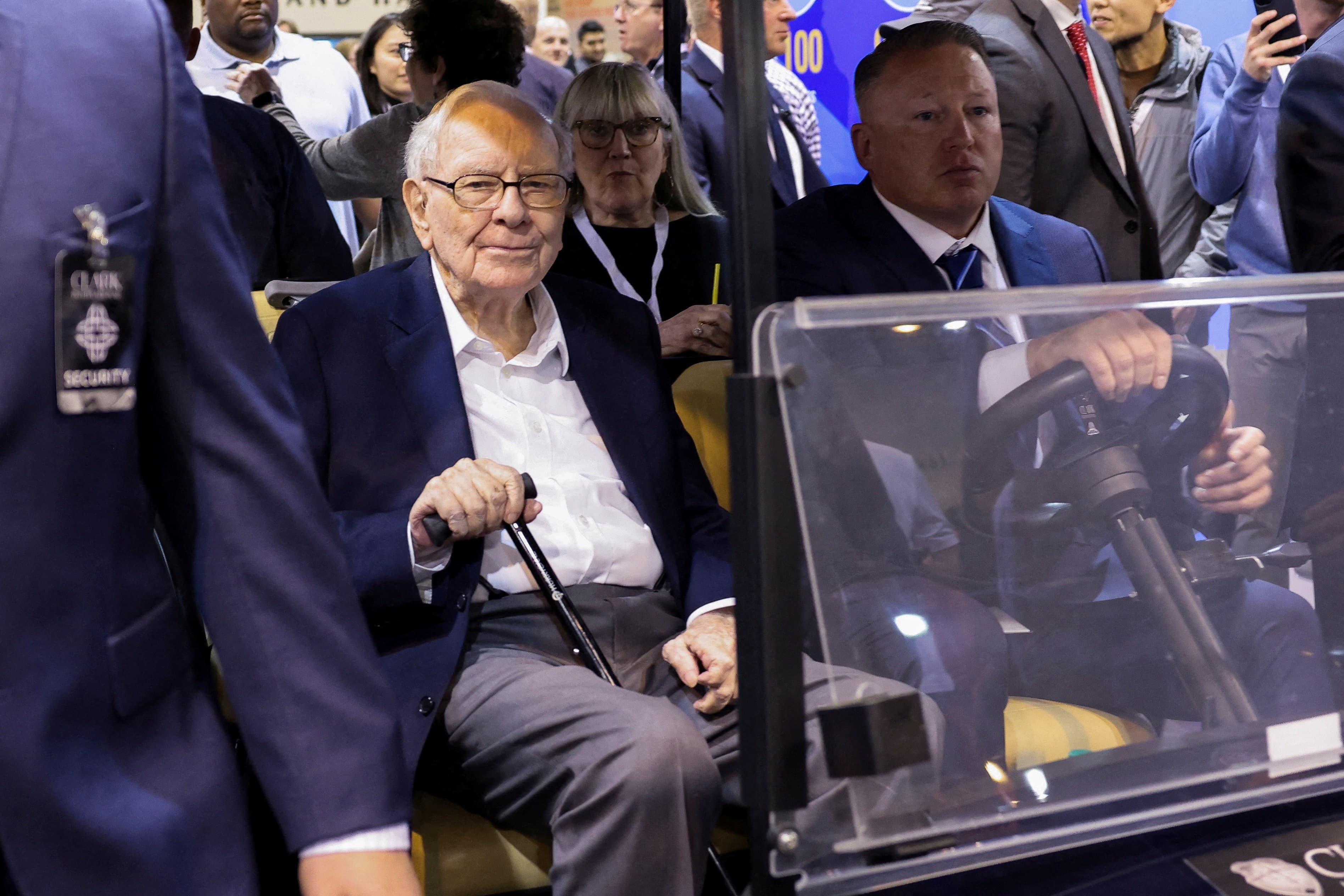 Warren Buffett renuncia à presidência da Berkshire Hathaway