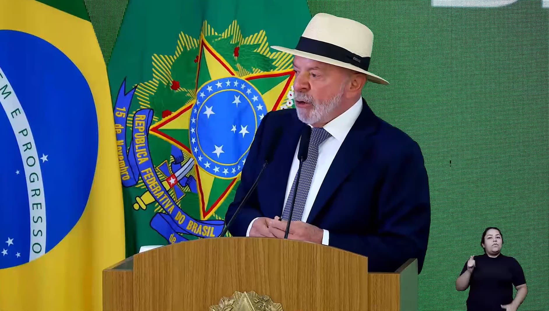Lula defende negociações após tarifas dos EUA