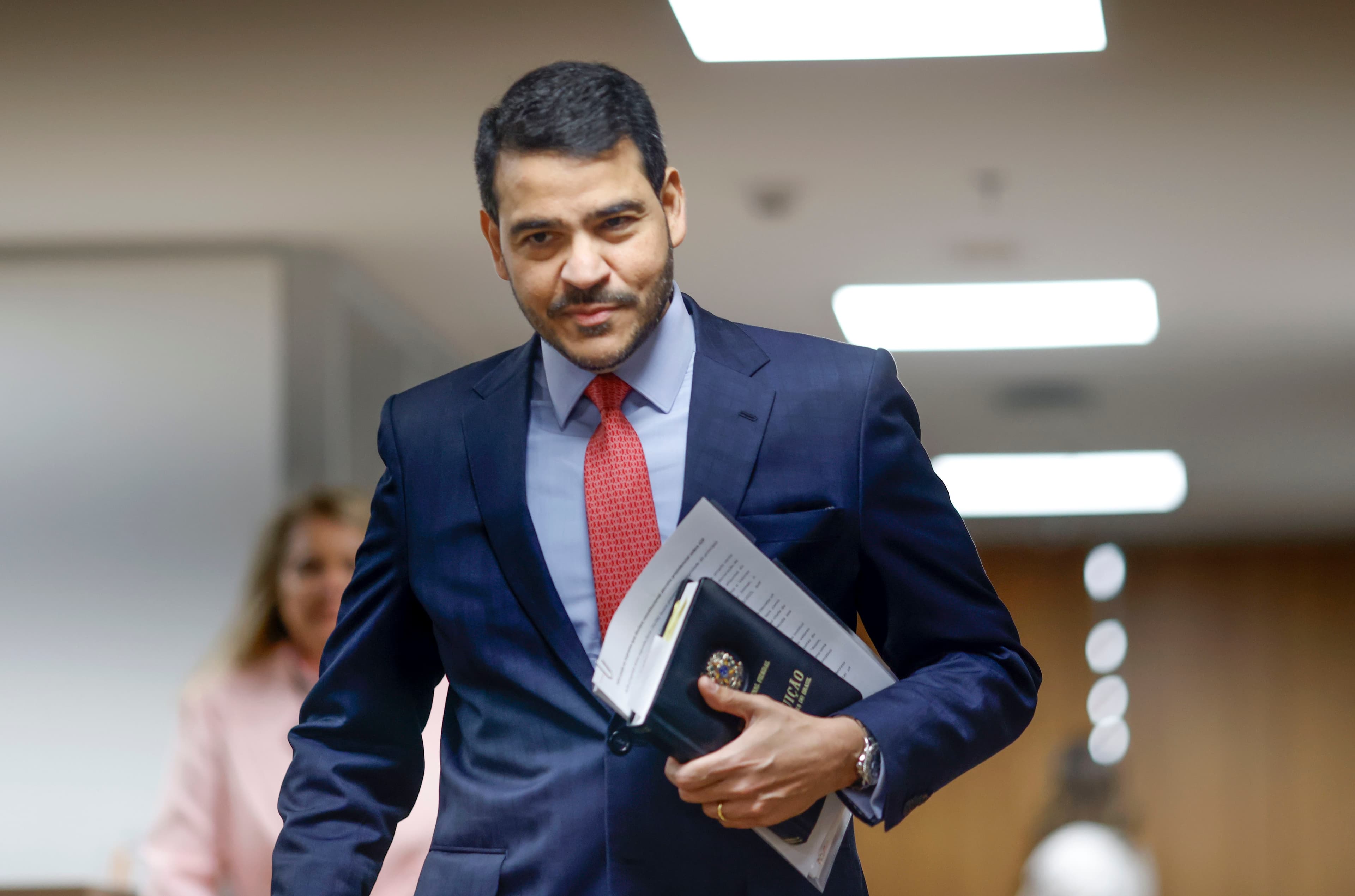 Senado sabatina Jorge Messias para ministro do STF