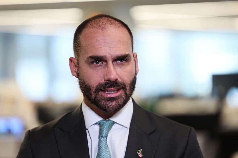Eduardo Bolsonaro enfrentará julgamento presencial no STF