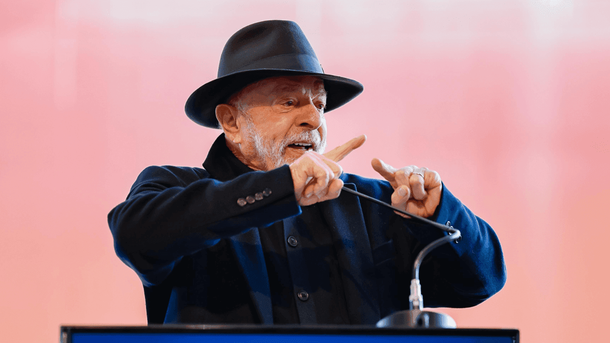 Lula e Flávio Bolsonaro empatam em pesquisa para 2026