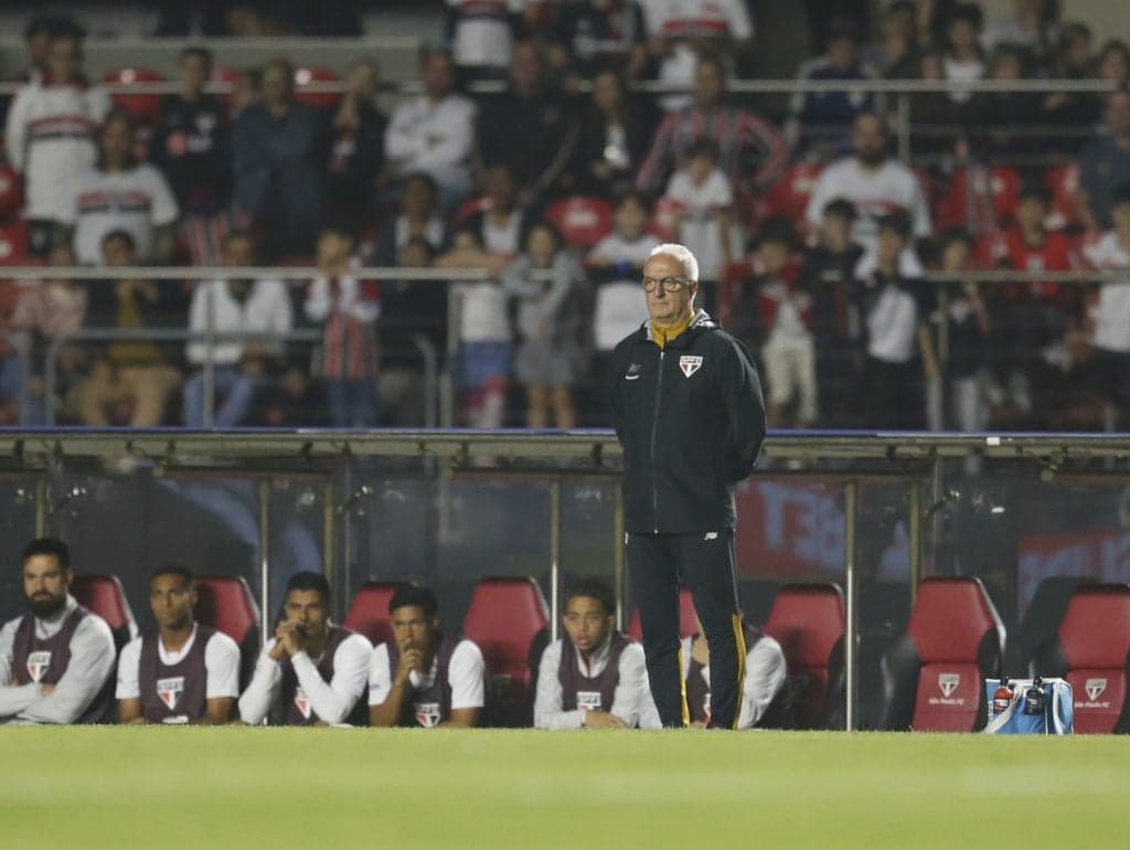 São Paulo vence Internacional e técnico esclarece declarações polêmicas