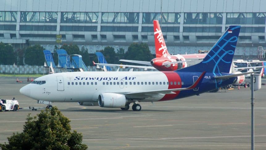 Indonésia aumenta tarifas aéreas para combater altas de combustível