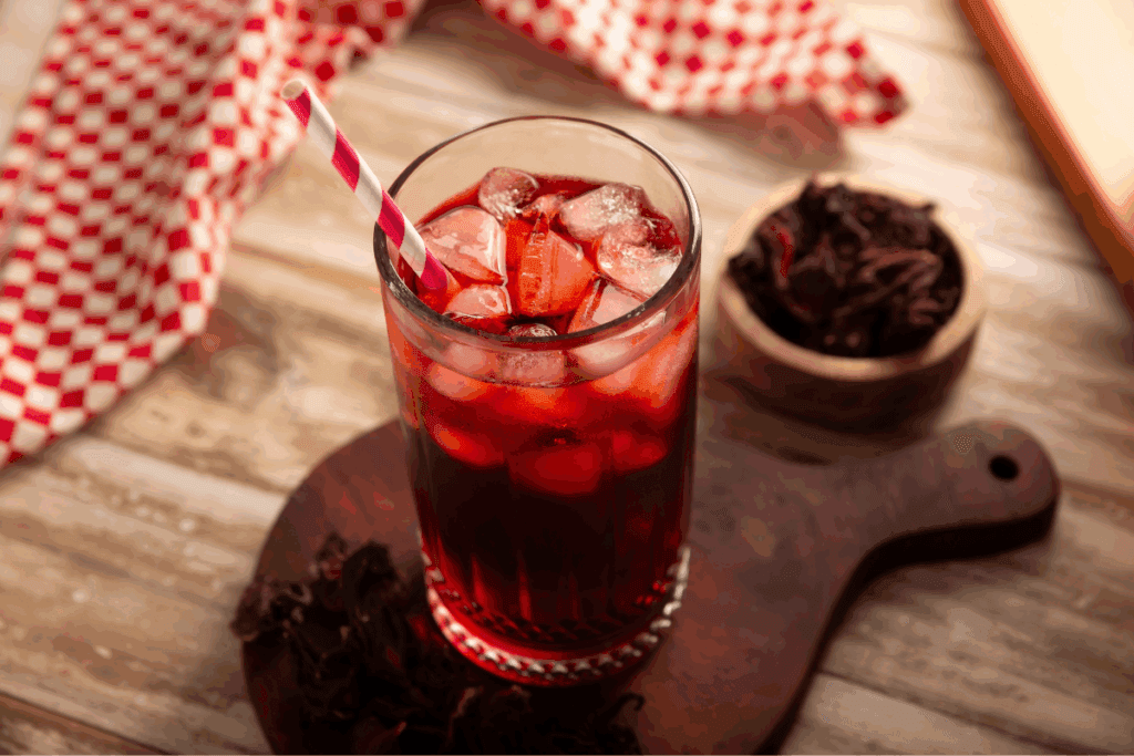 Chás refrescantes para aproveitar a primavera