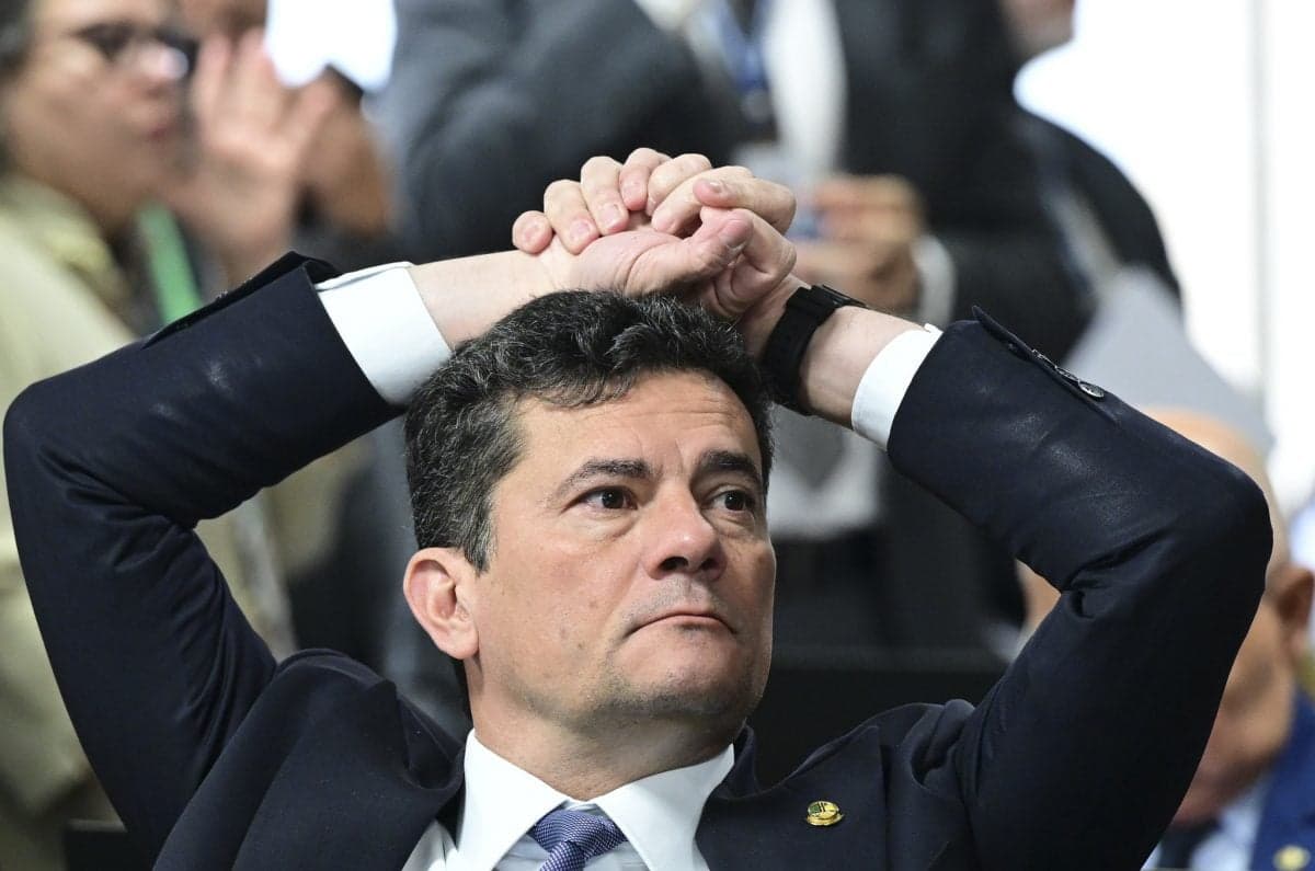 Justiça Eleitoral proíbe Moro de se declarar aliado de Ratinho Jr.