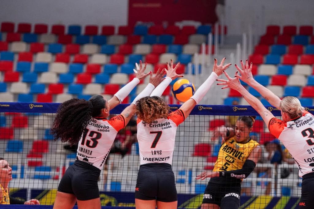 Osasco conquista Supercopa e Paulista em sequência notável