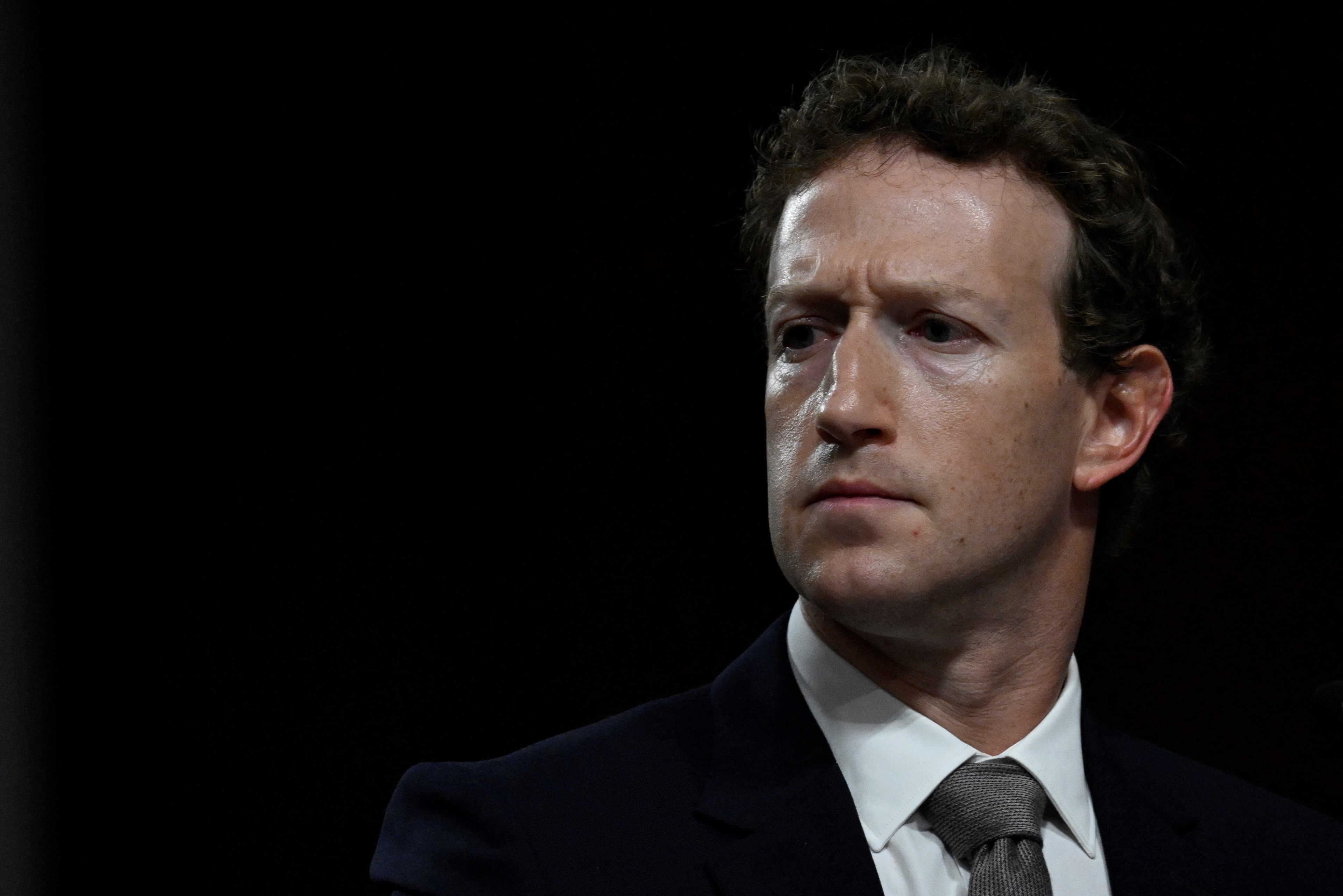 Ex-diretor acusa Zuckerberg de falhar na proteção de crianças