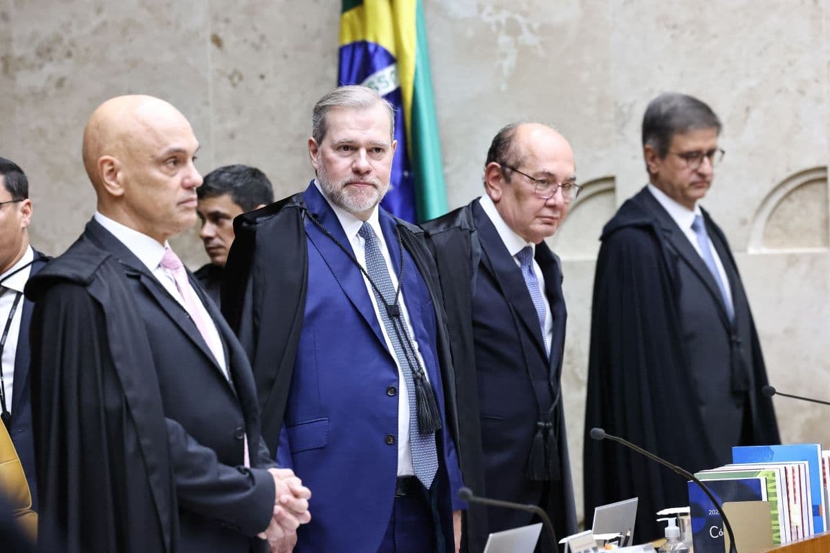 STF pode beneficiar condenados com mudanças na Lei da Ficha Limpa