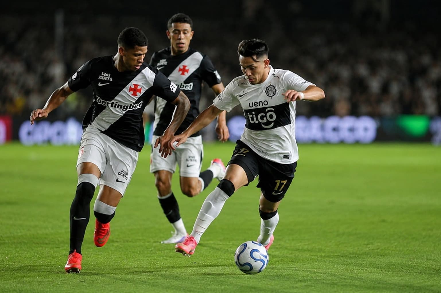 Vasco empata sem gols com o Santa Fe na Colômbia e volta foco para o Brasileirão