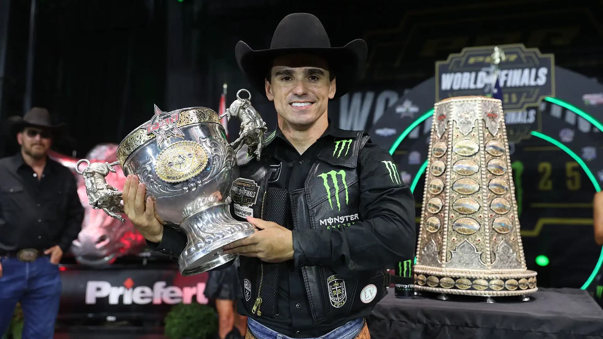 José Vitor Leme lidera ranking de peões mais ricos da PBR