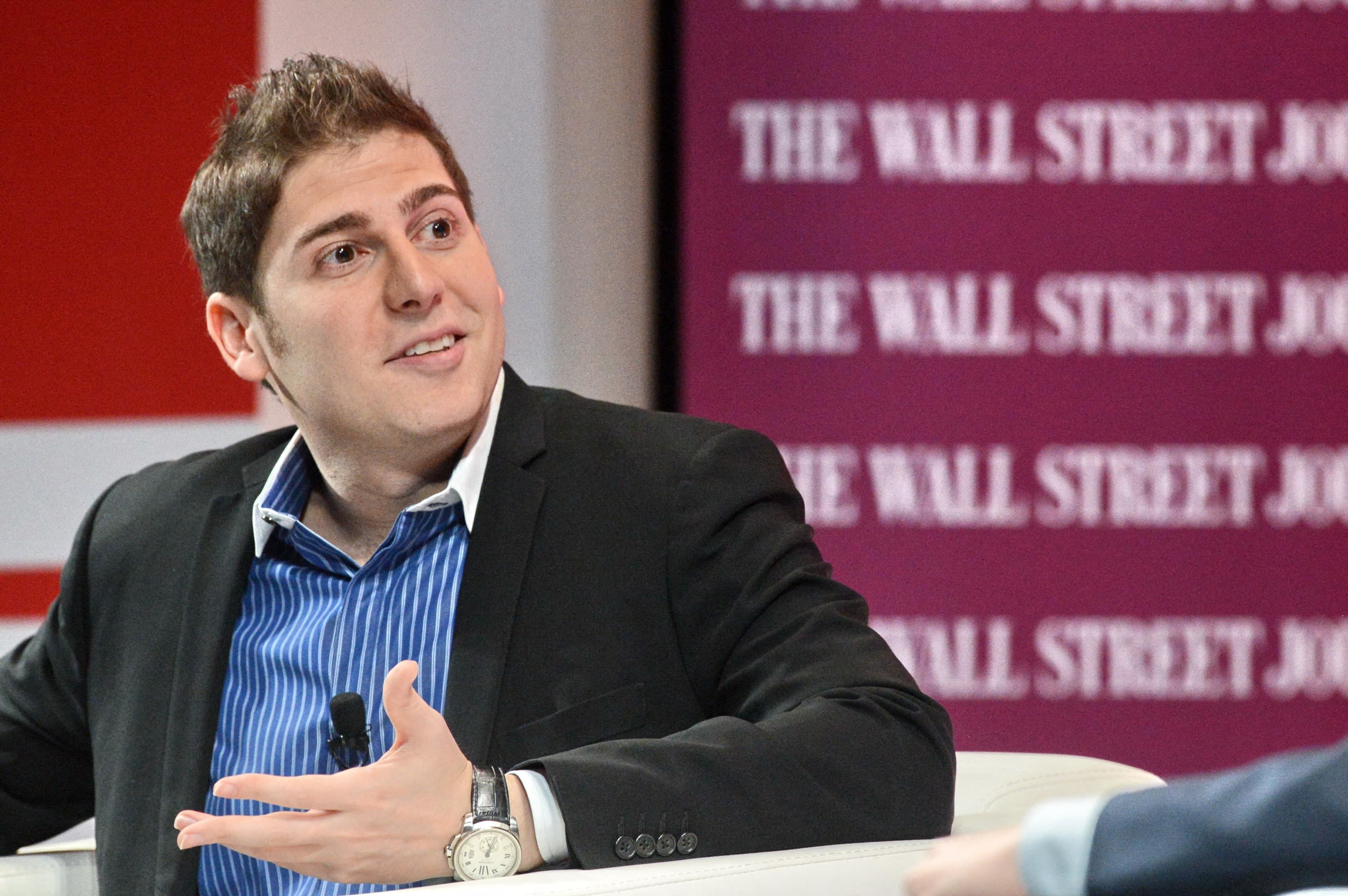 Eduardo Saverin investe em Liverpool com consórcio bilionário
