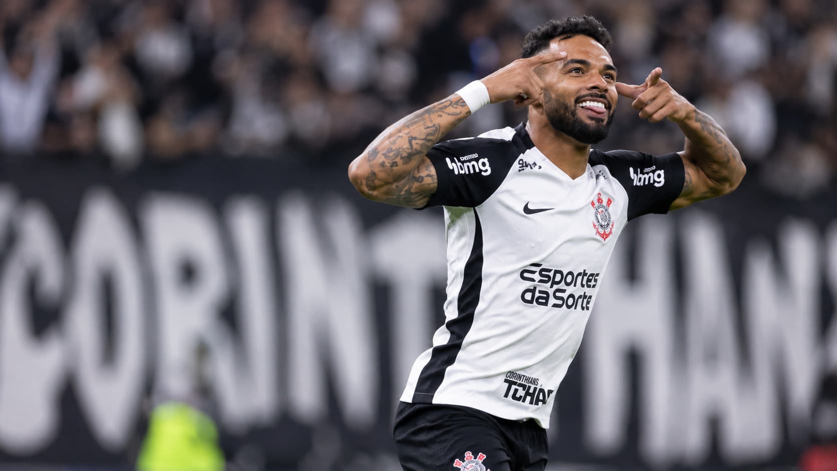 Corinthians fecha janela sem reforços e encara crise esportiva e financeira