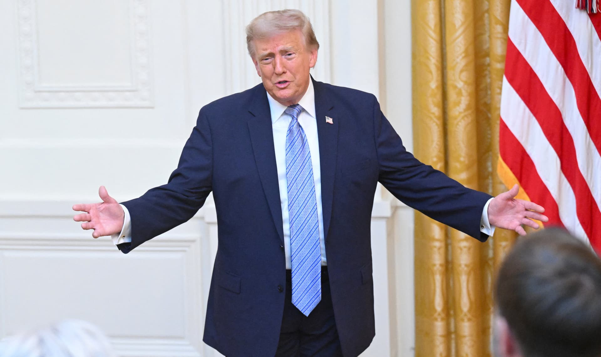 Trump anuncia novas tarifas que podem impactar comércio global