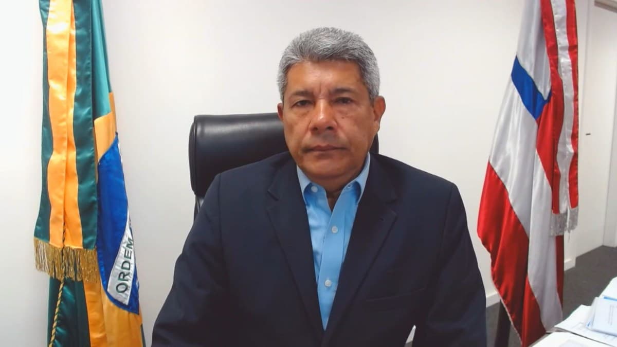 Tribunal determina reintegração da frota de ônibus em Salvador sob pena de multa