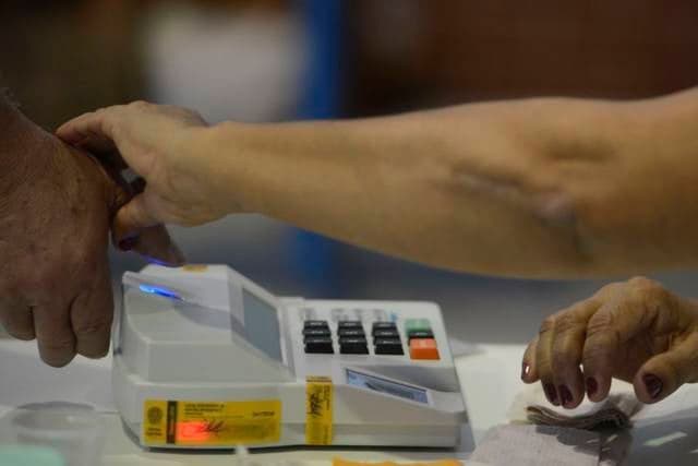 TSE discute prorrogação do horário de votação após decisão de ministro do STF