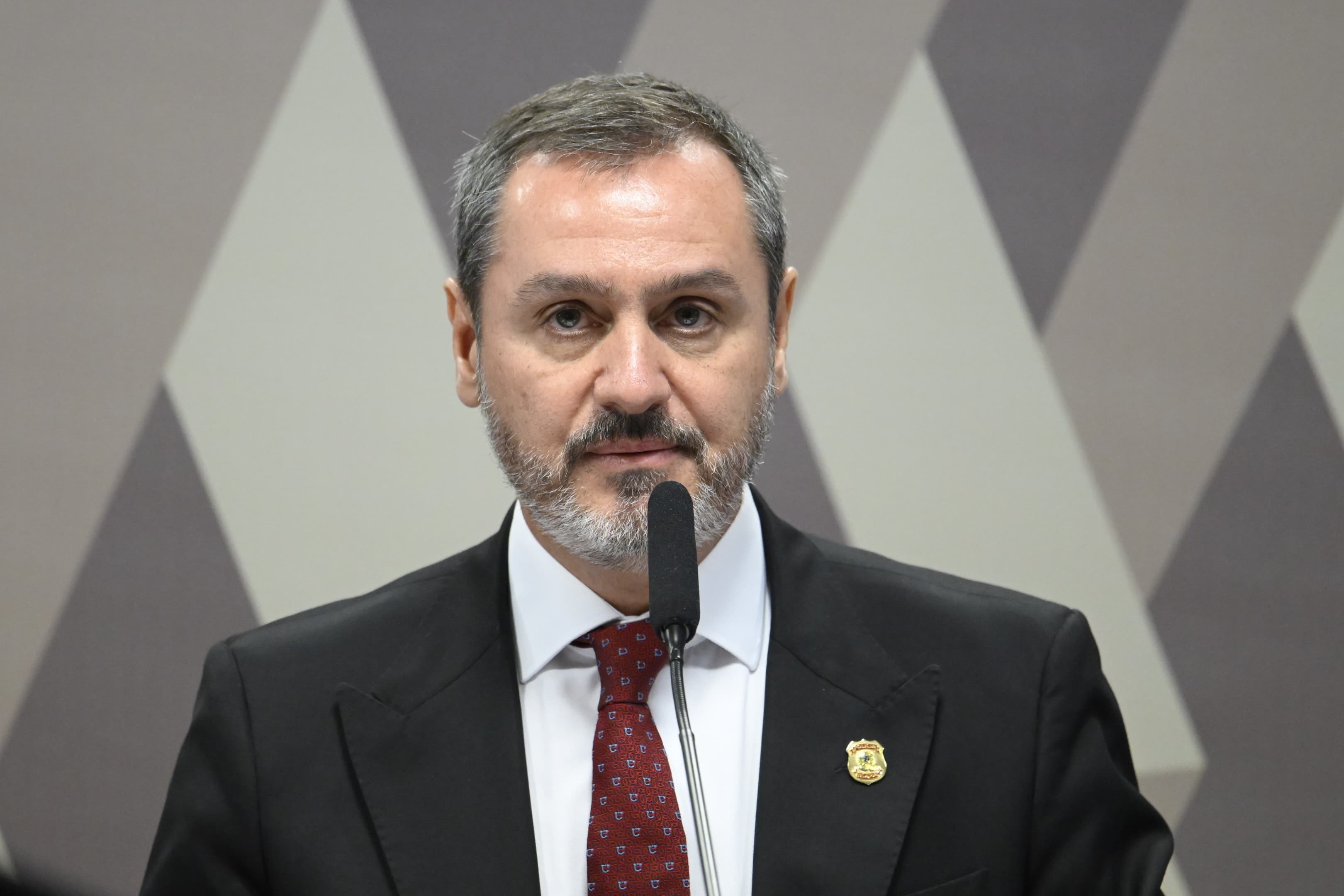 Governo brasileiro critica EUA por classificar facções como terroristas