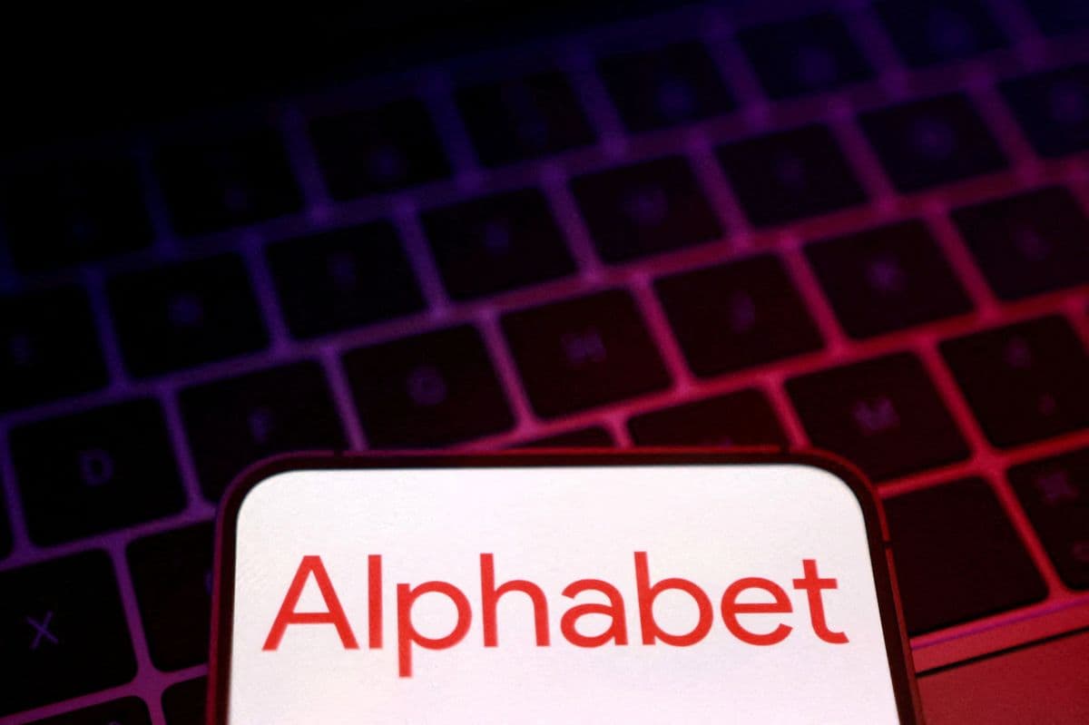 John Jumper deixa Google DeepMind e impacta ações da Alphabet