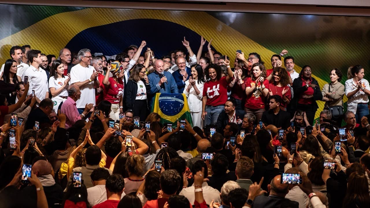 Lula conquista quarto mandato com vitória histórica sobre Flávio Bolsonaro