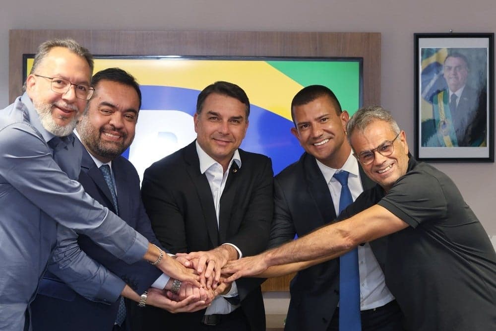 PL muda estratégia eleitoral após investigações no Rio de Janeiro