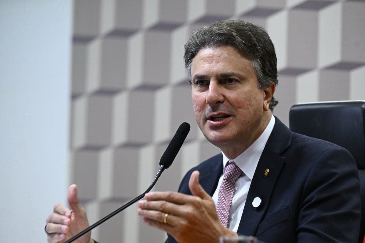 Camilo Santana defende diálogo após assumir liderança do governo