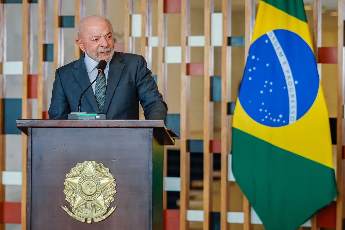 Lula destaca papel de países ricos em cadeia produtiva de minerais