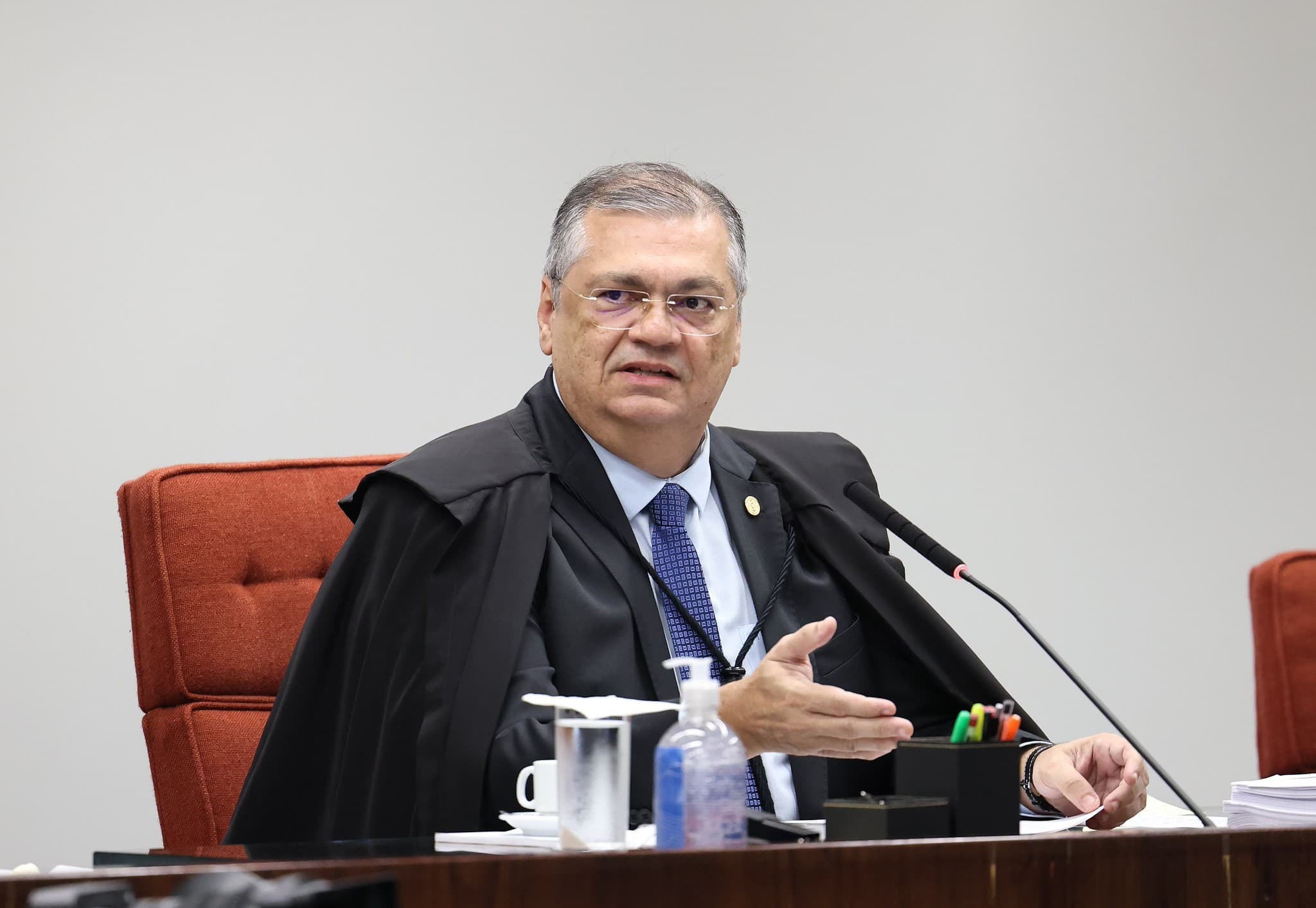 Flávio Dino defende reformas no Judiciário em Dia do Advogado