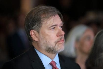 Dias Toffoli assume como novo ministro do TSE e destaca soberania do voto