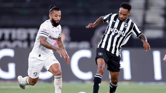 Botafogo entra em campo contra o Vitória e decisão pode mexer com os rumos do clube