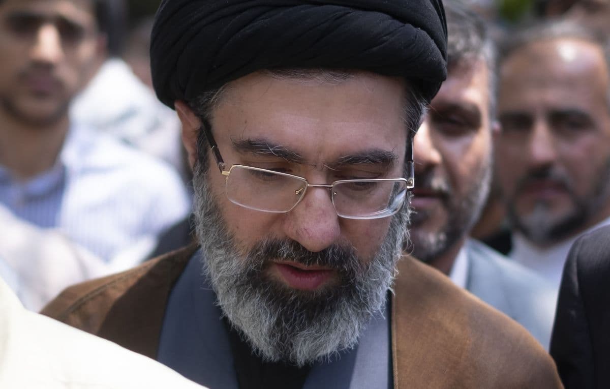 Mojtaba Khamenei pede apoio econômico a trabalhadores durante o dia do Trabalho