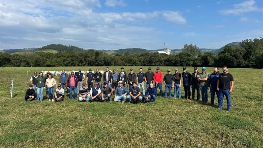 Fazenda Piroca melhora produtividade na pecuária em SC