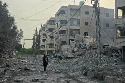 Bombardeios em Líbano deixam duas meninas mortas e 22 feridos