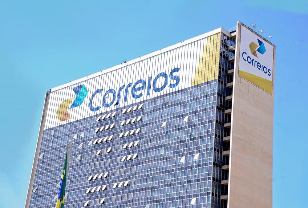 TST determina funcionamento de 80% dos Correios durante greve