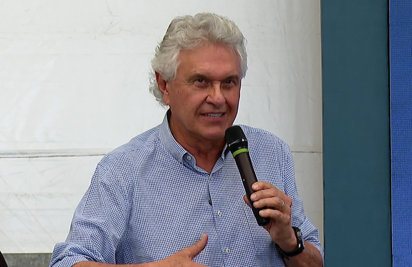 Caiado critica Flávio Bolsonaro como representante do agronegócio