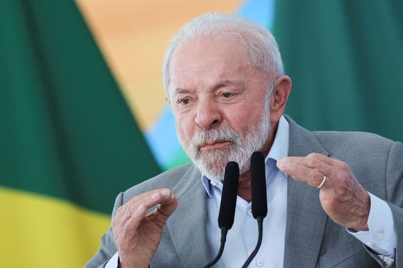 Lula anuncia programa de saúde, educação e moradia em 12 cidades