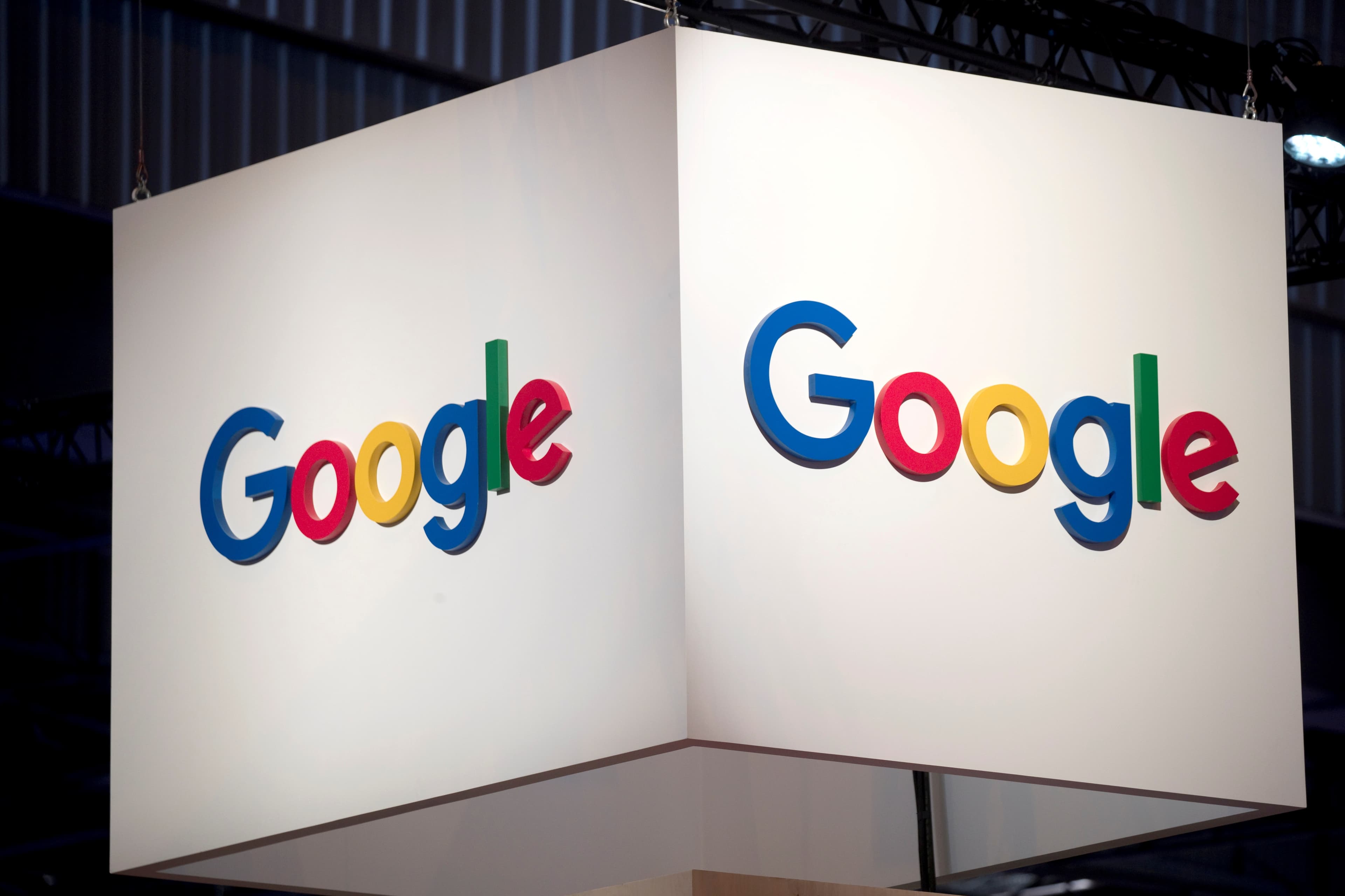 Google é multado em 403 milhões de euros por violação de dados na Irlanda