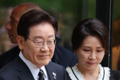 Lee Jae Myung busca apoio de Trump para paz com a Coreia do Norte