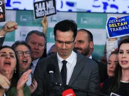 Flávio Dino revoga censura sobre reportagem de Deltan Dallagnol