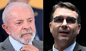 Lula e Flávio Bolsonaro se Destacam em Intenções de Voto em MG