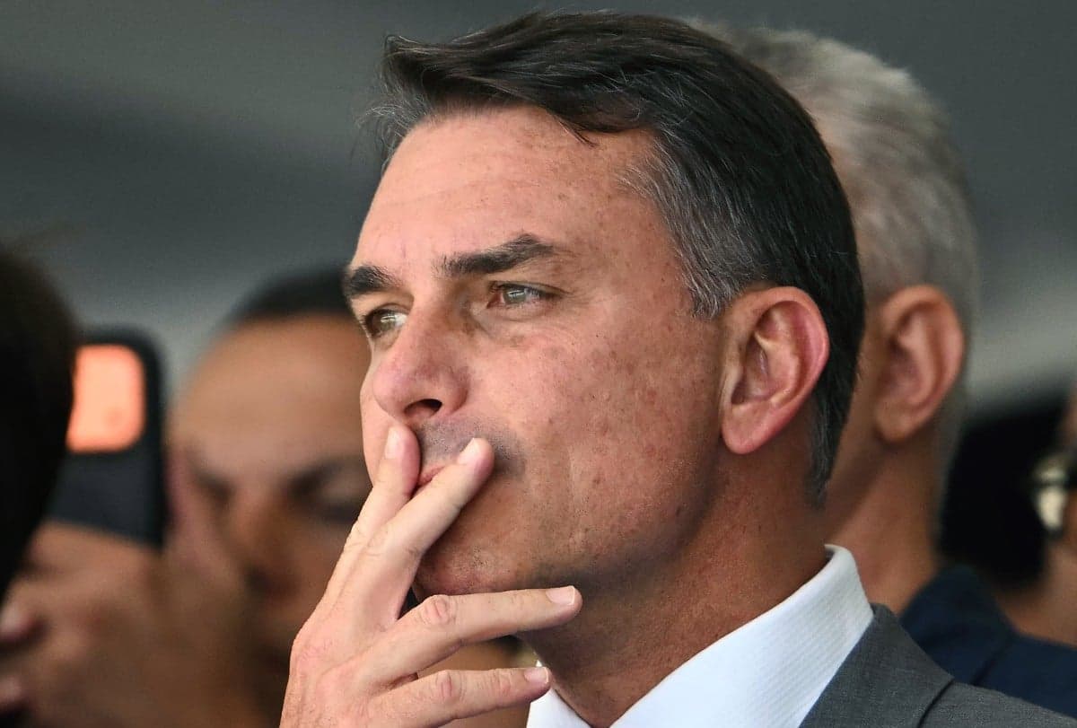 Eleições de 2026 levantam preocupações sobre a democracia no Brasil