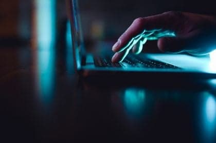 Aumento de ataques cibernéticos leva Brasil a fortalecer compliance digital