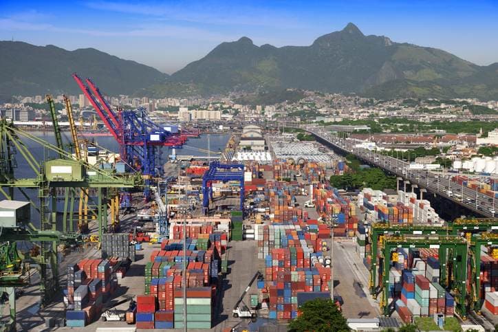 Rio de Janeiro sanciona RioComex para atrair importações e gerar empregos