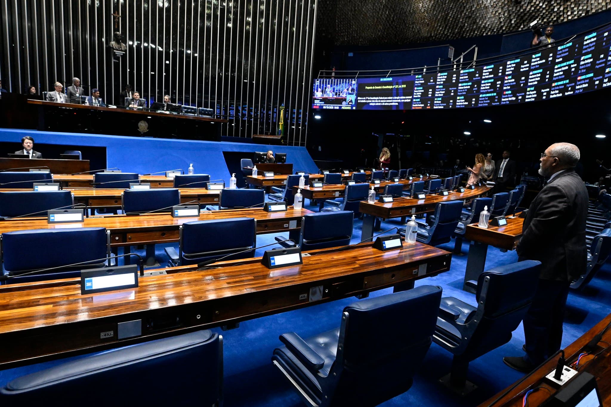 Senado discute PEC da Segurança Pública com votação prevista para hoje