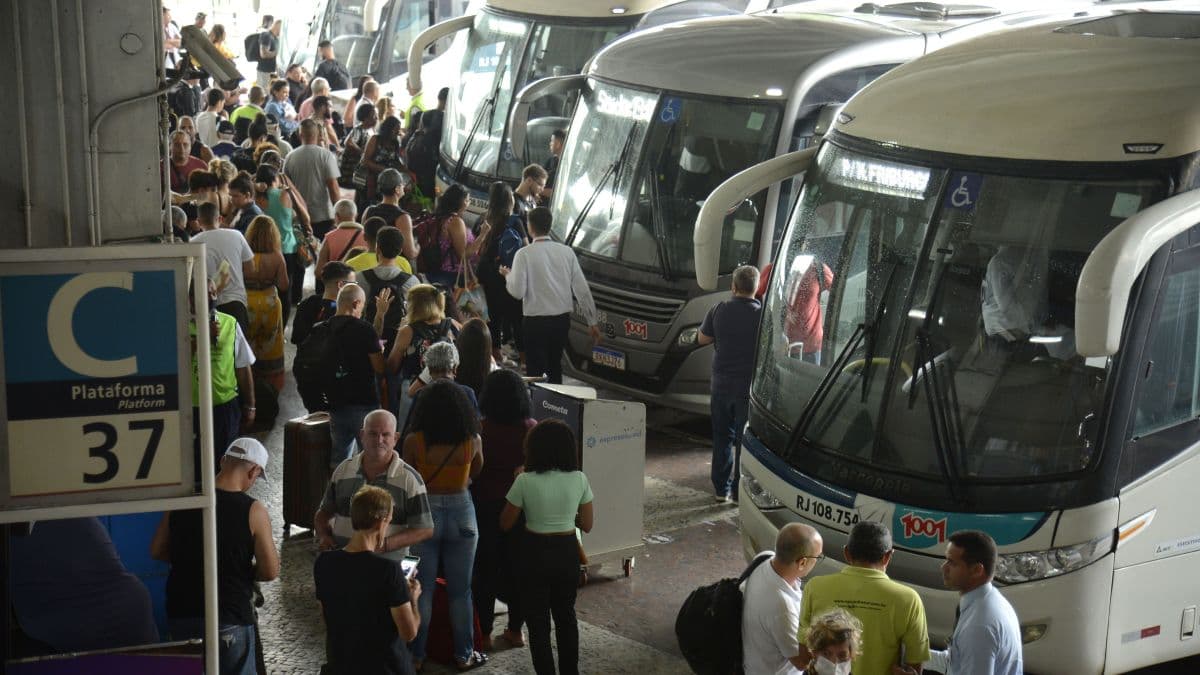 Aumento de 15% nas viagens interestaduais é esperado para junho