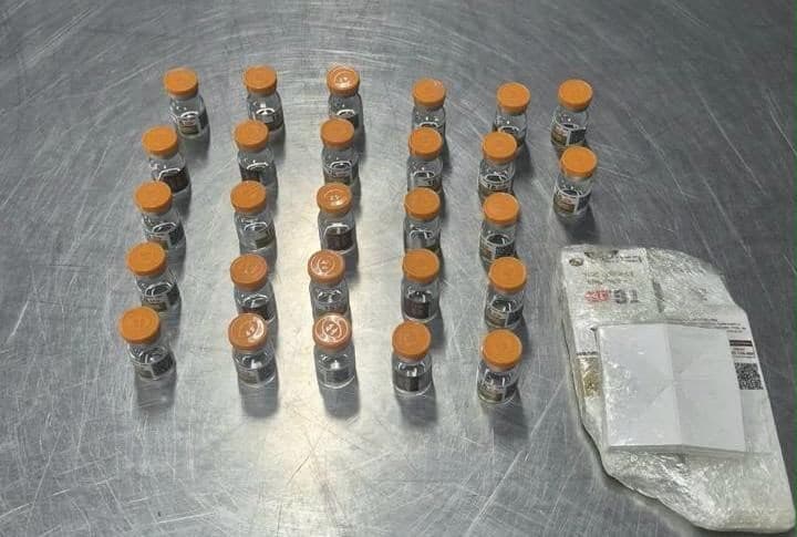Homem é preso no Rio por transportar medicamentos ilegais do Paraguai