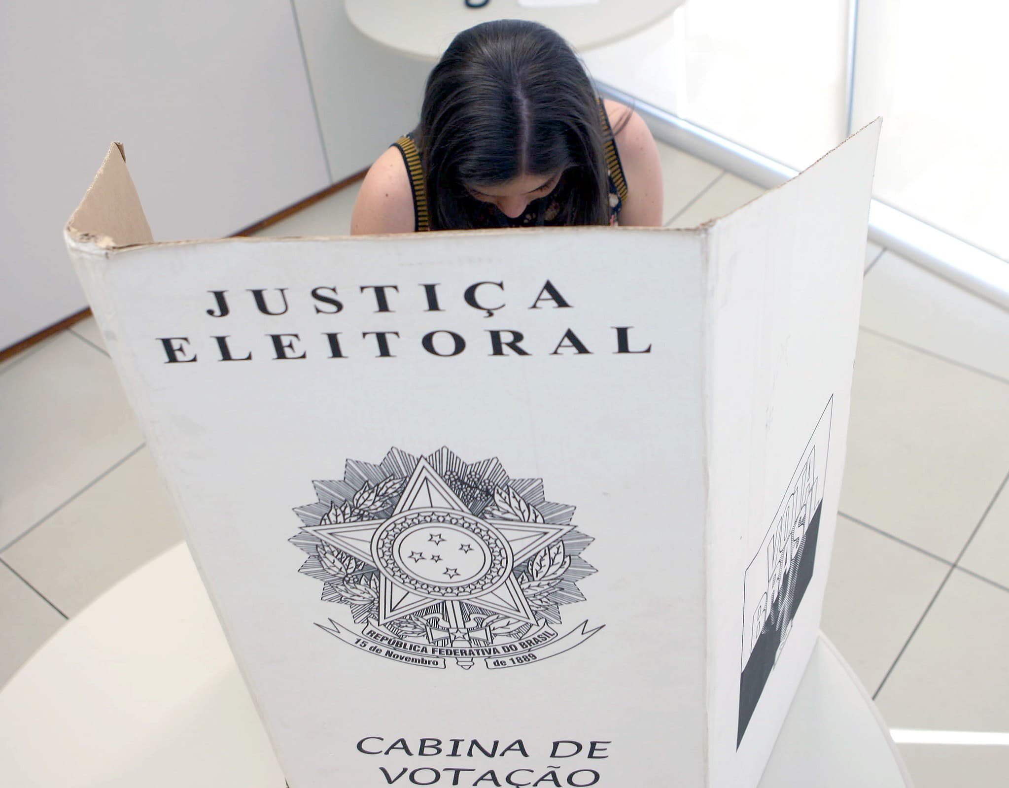 Participação feminina nas candidaturas de 2026 atinge 34,8%