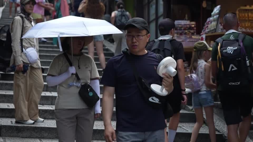 Japão enfrenta onda de calor intenso com temperaturas acima de 39°C