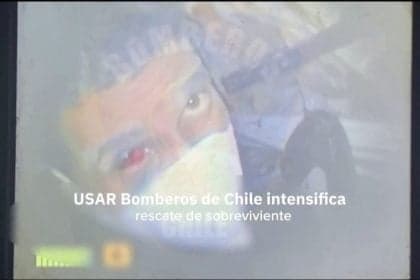 Equipes de resgate lutam para salvar homem soterrado em La Guaira