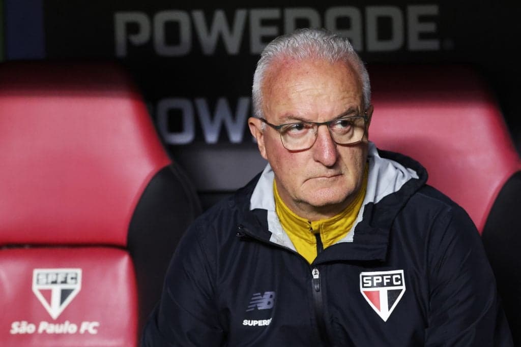 Dorival Júnior critica gramados do CT e gera repercussão no São Paulo