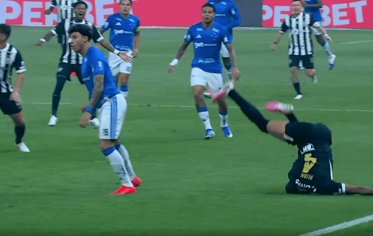 Kaio Jorge e Ruan Tressoldi se enfrentam e geram polêmica na Copa do Brasil